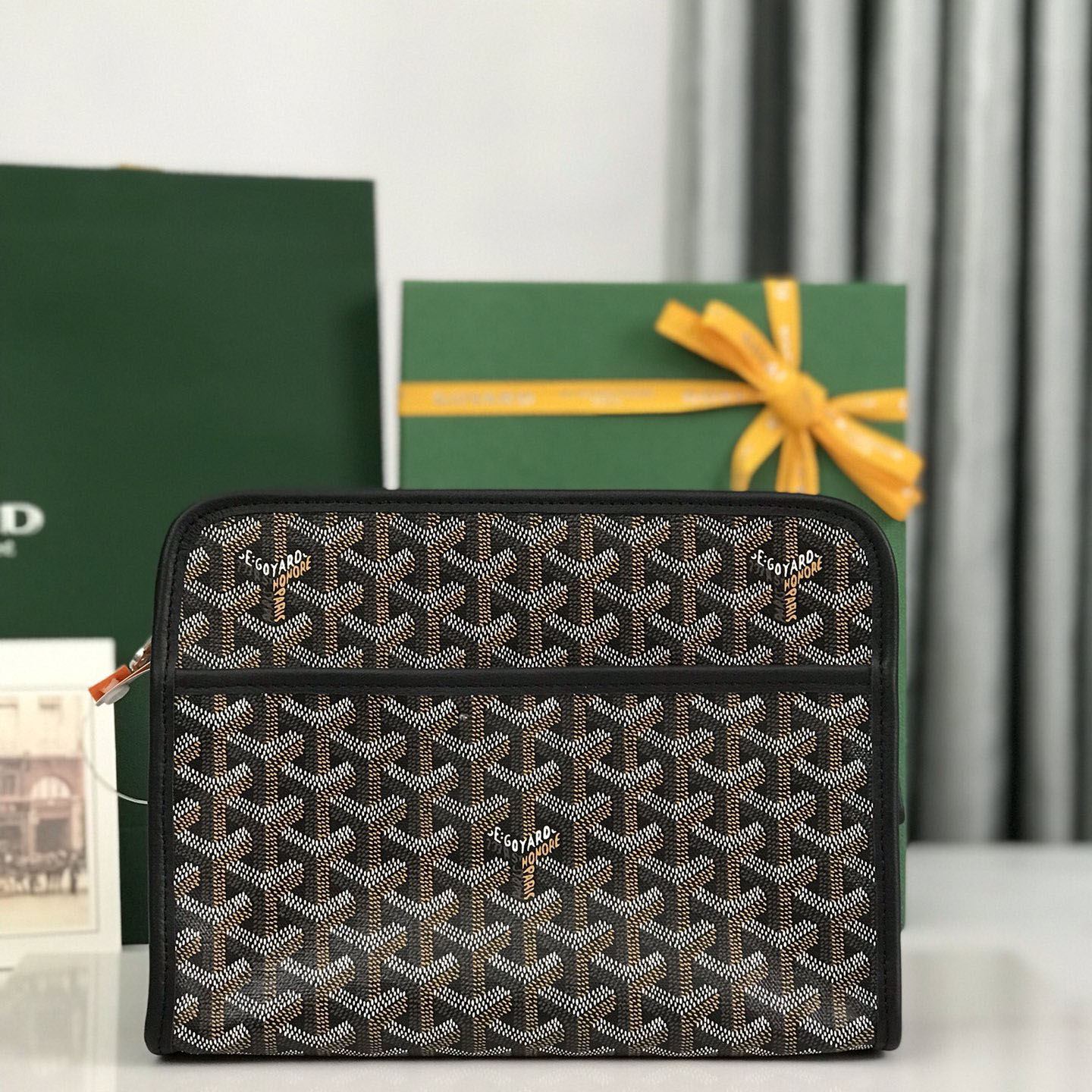 Go*ard cosmetic bags